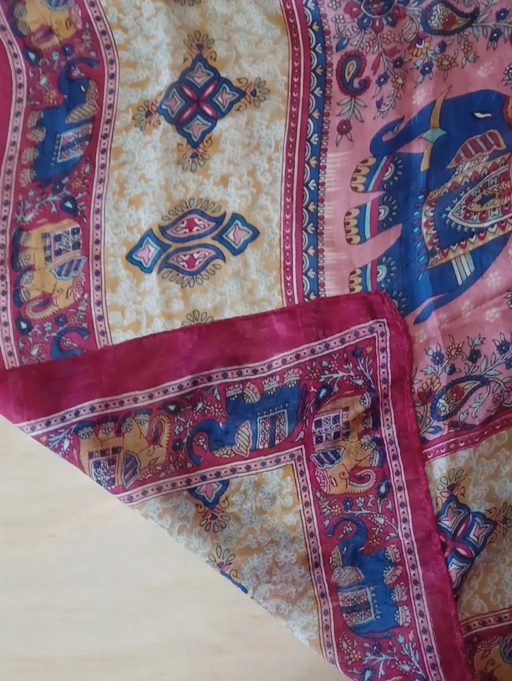 Vintage India Elephant Camel Paisley Scarf Silk Feel Oblong Boho Wrap Appx 68×19